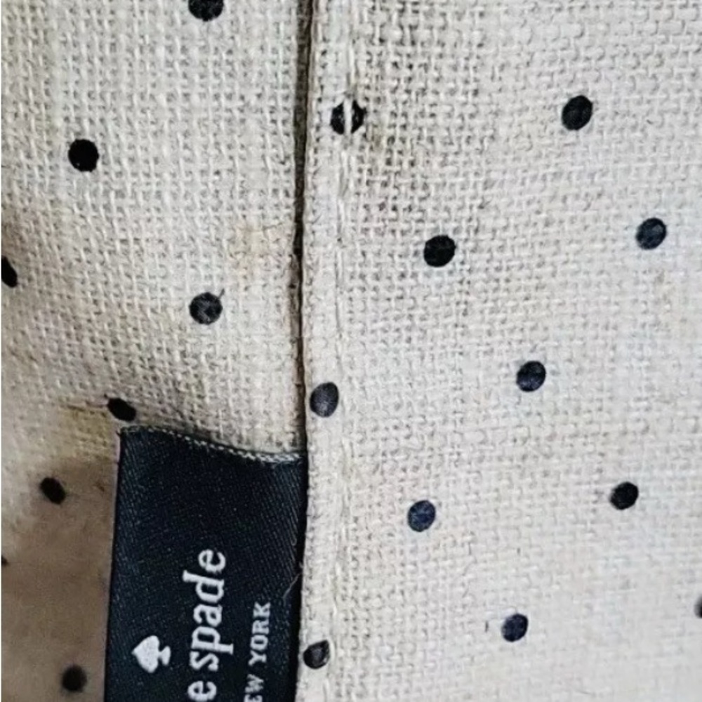 Kate Spade Gray and Black Lunch tote or Cosmetic Bag with Elegant Design - Picture 3 of 4